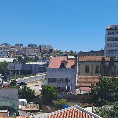 Serafina 2nd Floor 2br With Swimingpool Apartamento Lisboa